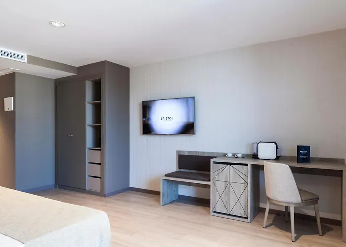 Bristol 4 Sup Бенидорм