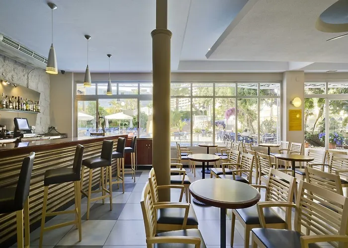 Bristol 4 Sup Бенидорм