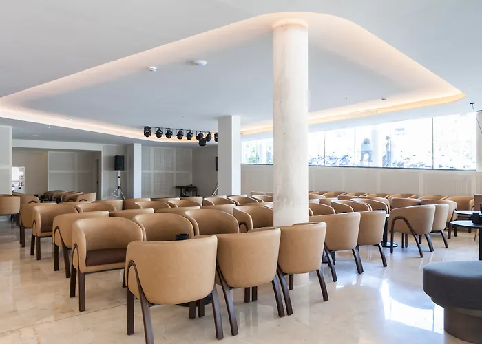 Hotell Bristol 4 Sup 4*