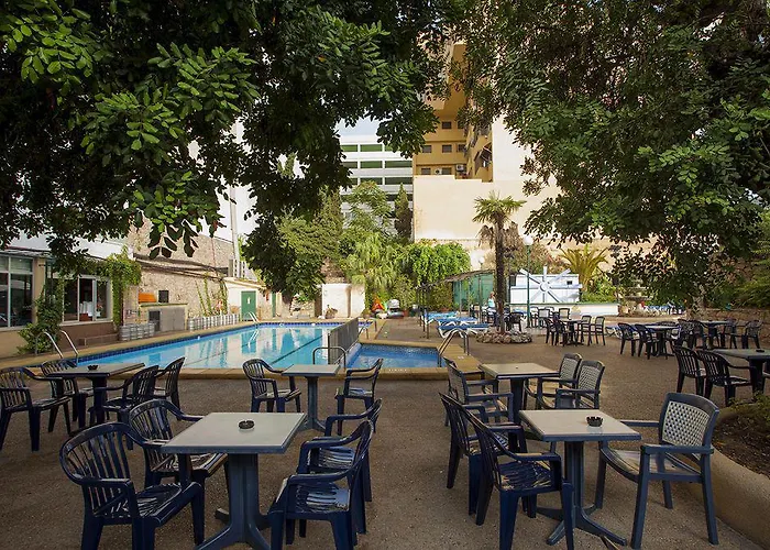 Hotell Bristol 4 Sup 4*
