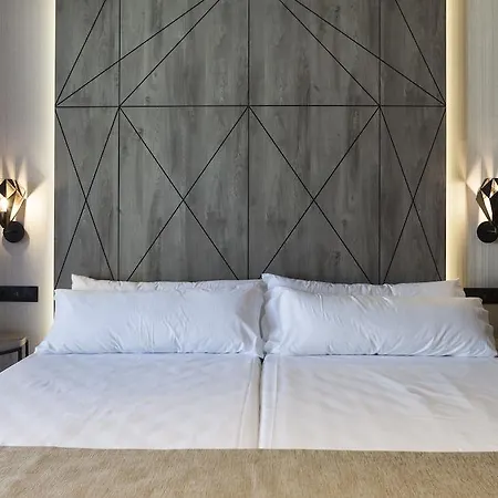 Hotel Bristol 4 Sup
