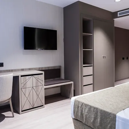Hotel Bristol 4 Sup