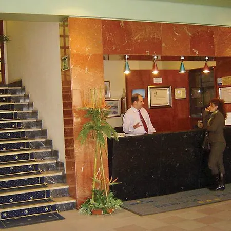 Bristol 4 Sup Hotel 4*