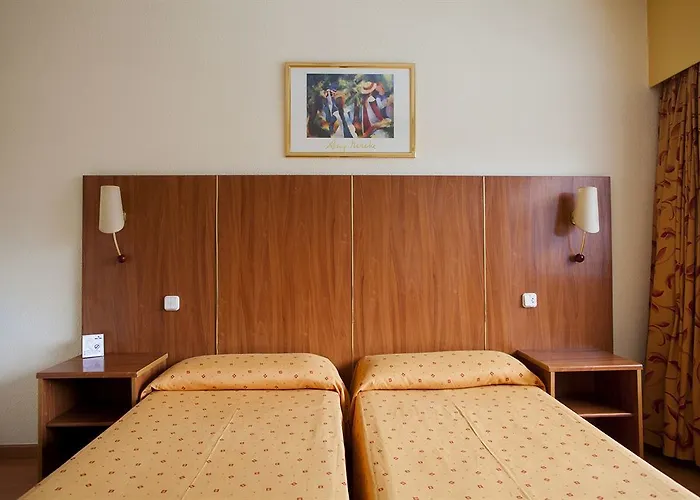 Hotell Bristol 4 Sup