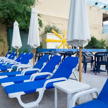 Bristol 4 Sup Отель Бенидорм