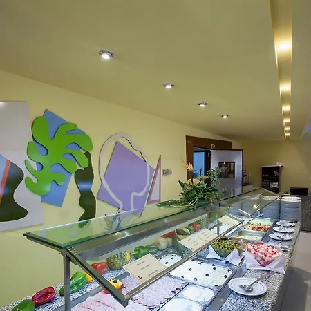 Bristol 4 Sup 4* Бенидорм