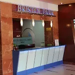 Bristol 4 Sup Hotel