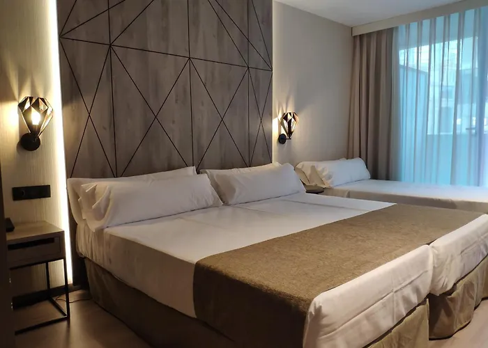 Bristol 4 Sup 4* Benidorm